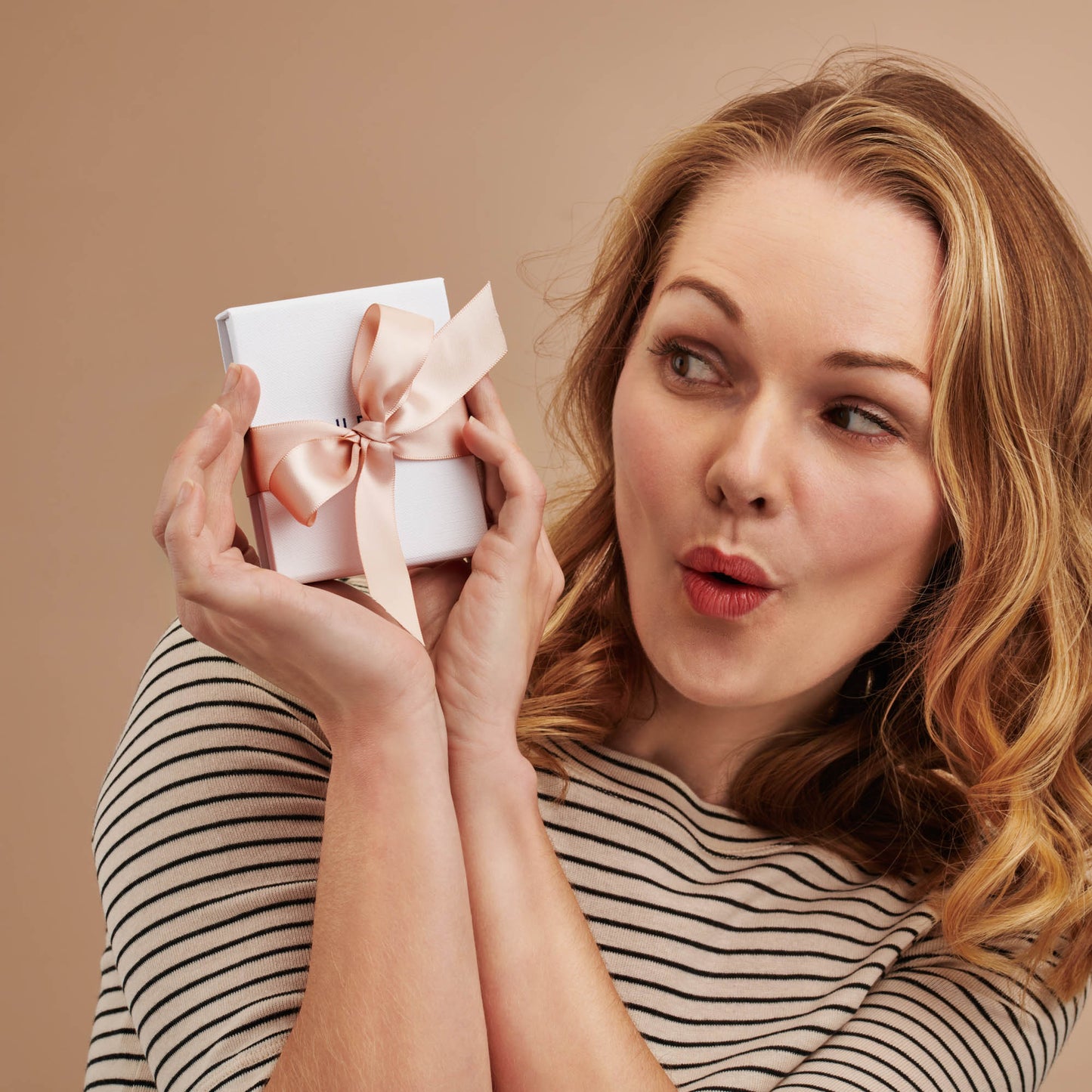 Amethyst February Birthstone Baguette Bracelet in Gold Vermeil