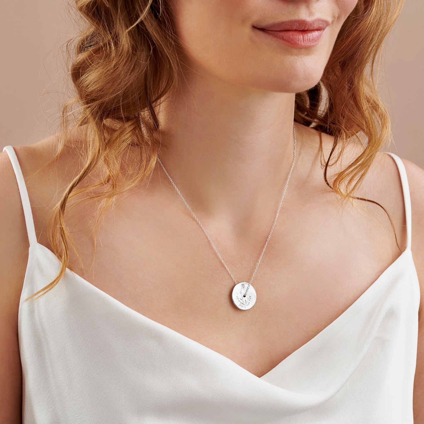 April Birth Flower Daisy Necklace in Silver