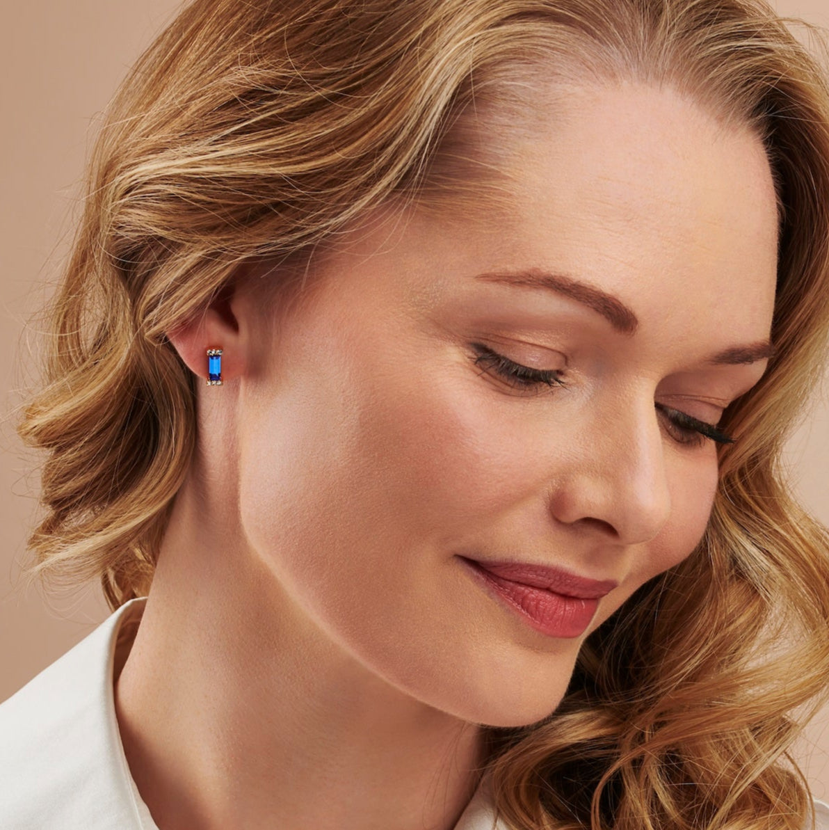 Blue sapphire gold stud earrings