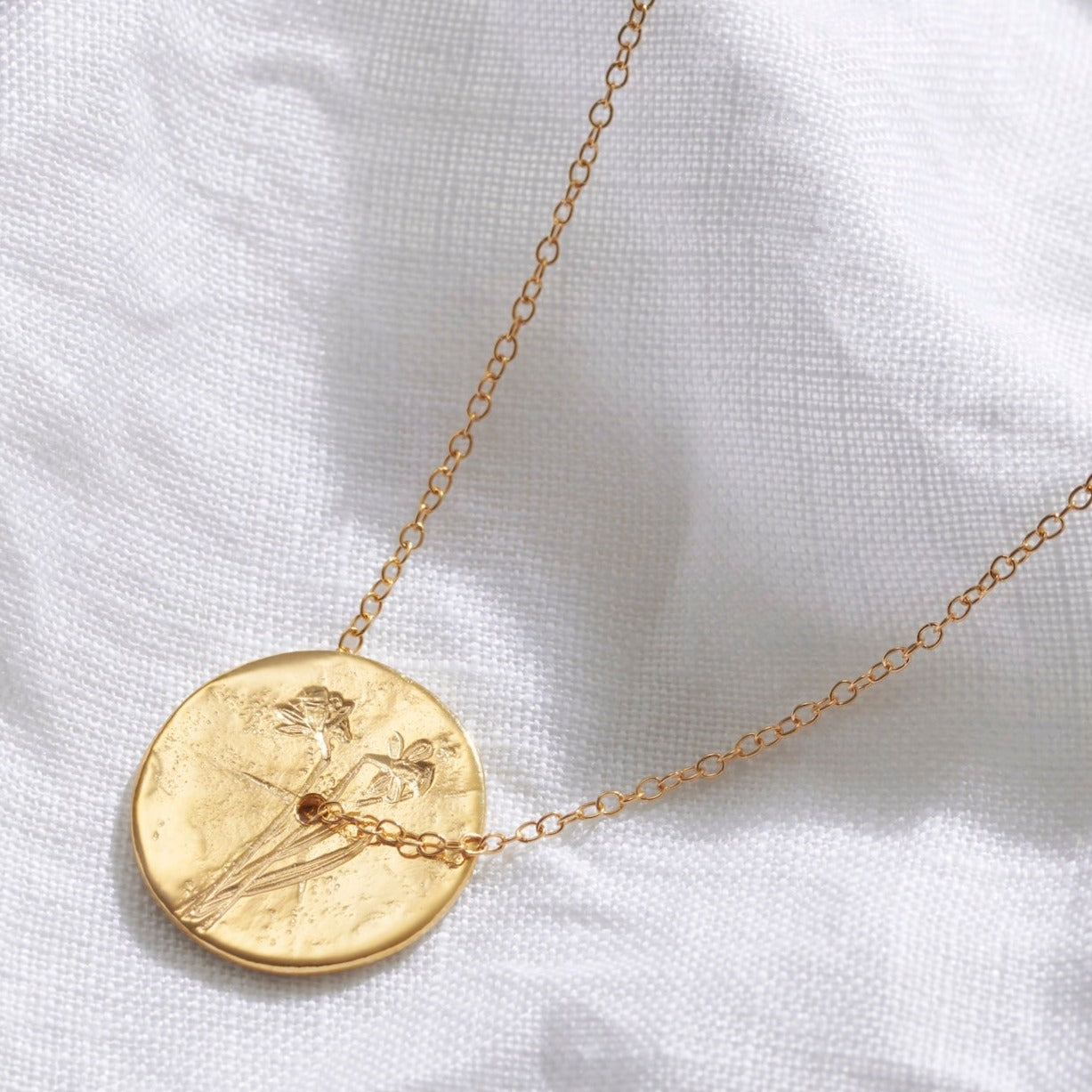 March Birth Flower Daffodil Necklace in Gold Vermeil