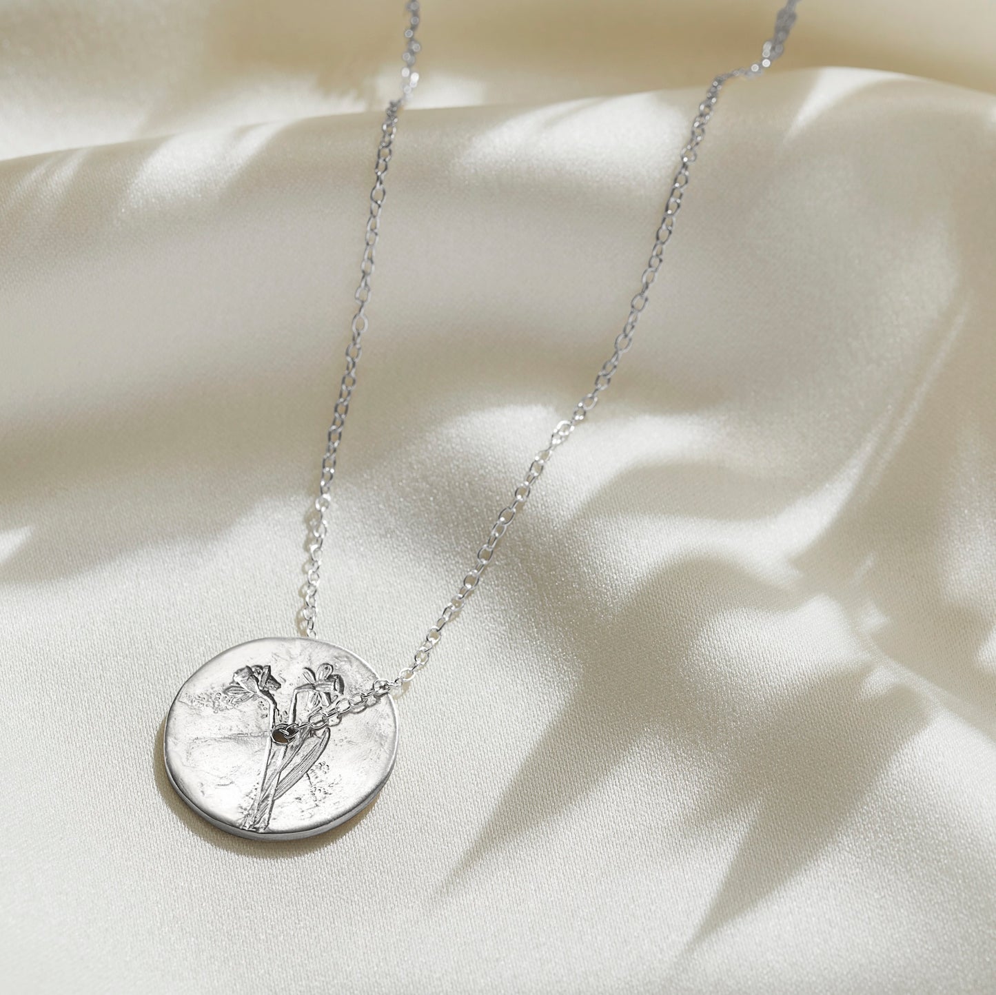 March Birth Flower Daffodil Necklace in Silver