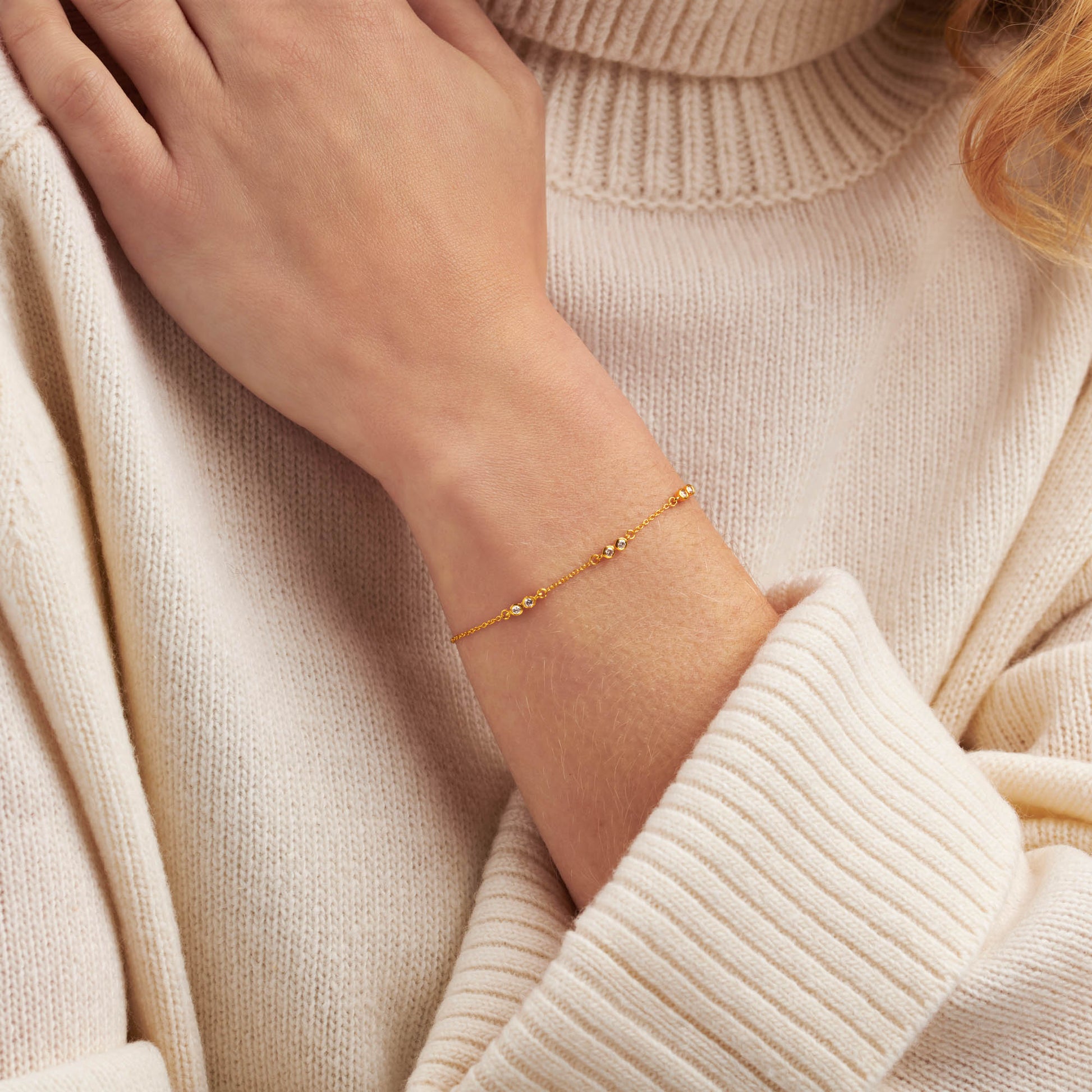 6 diamond station bracelet for 60th birthday in 18 carat gold
