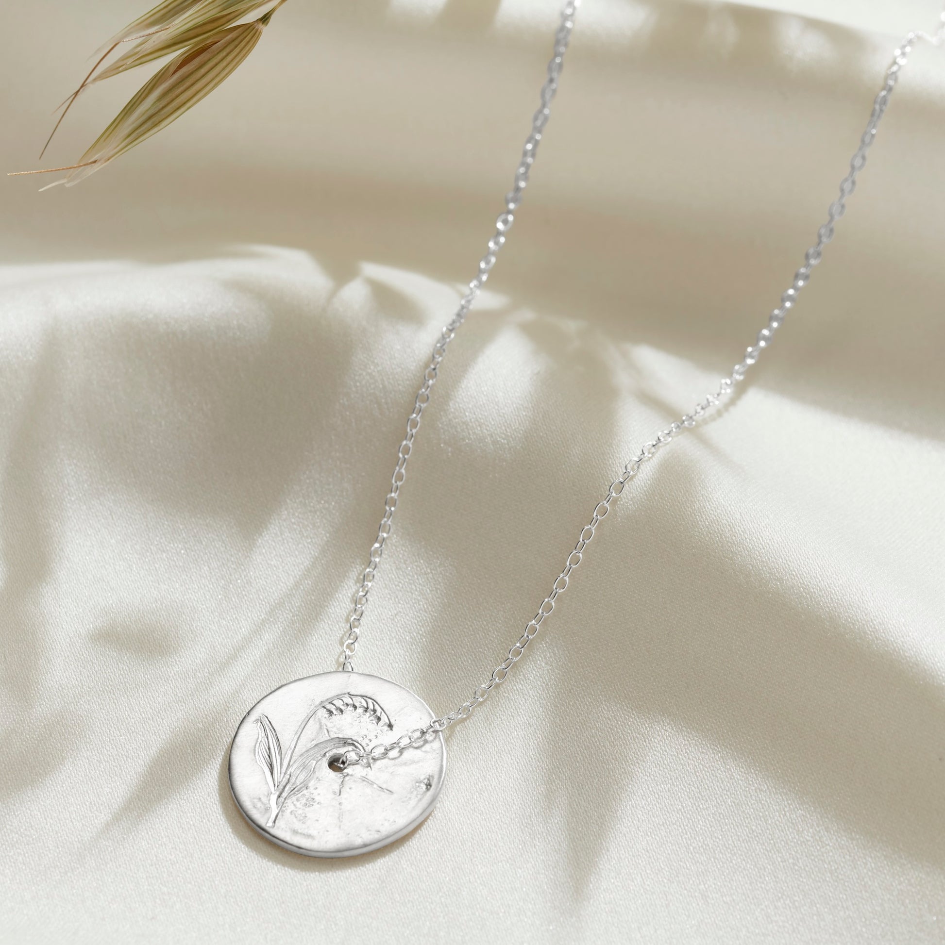 silver lily flower necklace May Birth Flower Lily of the Valley Necklace in Silver – Claudette Worters Jewellery